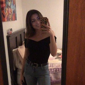 Meet your Posher, Jasmine